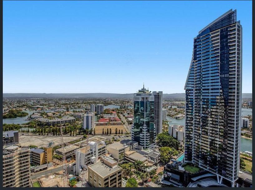 H Star Residences-- Paradise Stayz Gold Coast Exterior photo