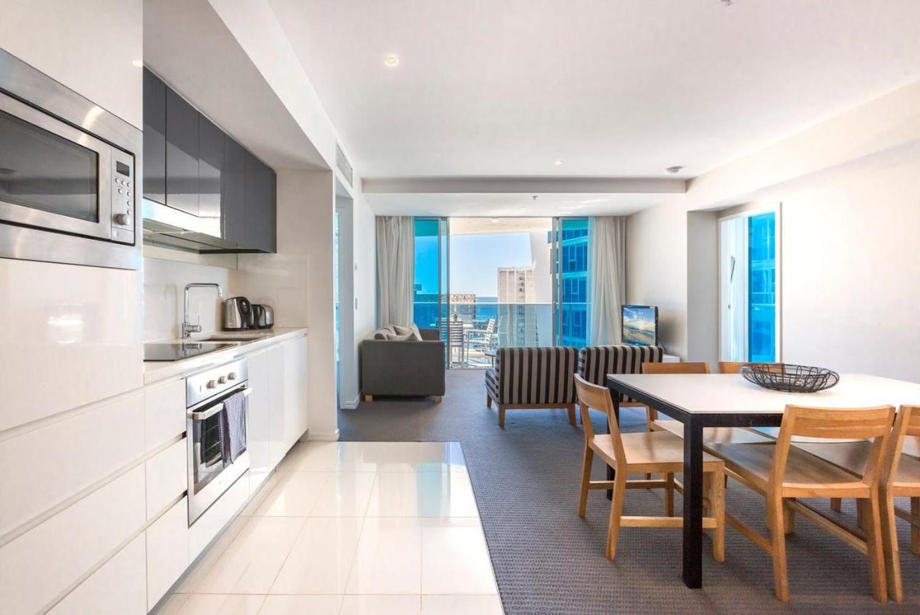 H Star Residences-- Paradise Stayz Gold Coast Exterior photo