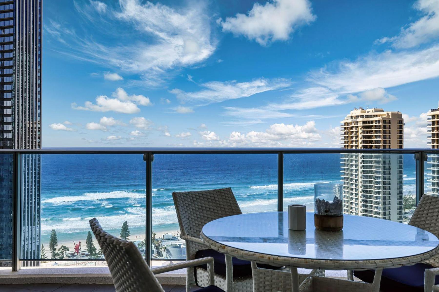 H Star Residences-- Paradise Stayz Gold Coast Exterior photo
