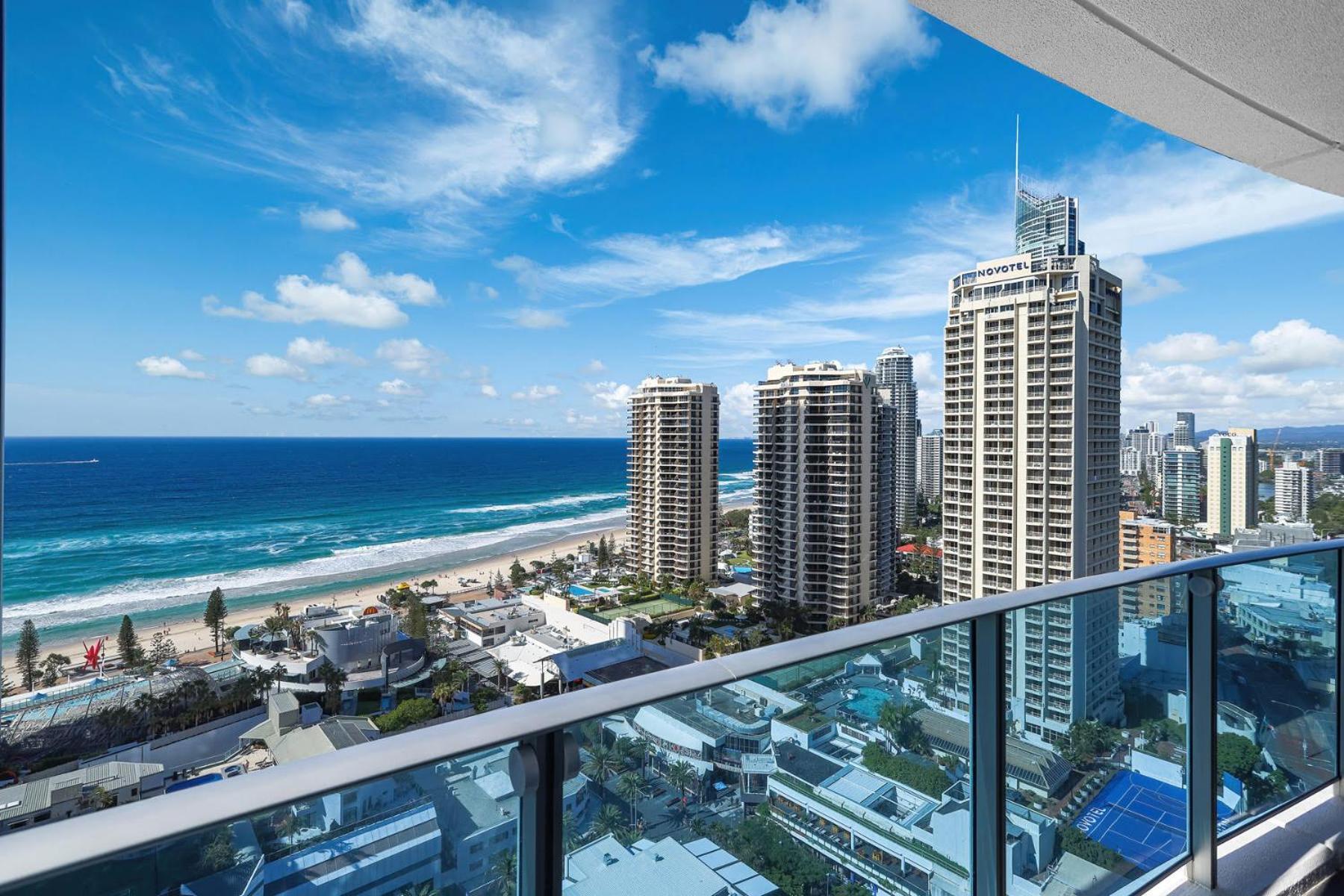 H Star Residences-- Paradise Stayz Gold Coast Exterior photo