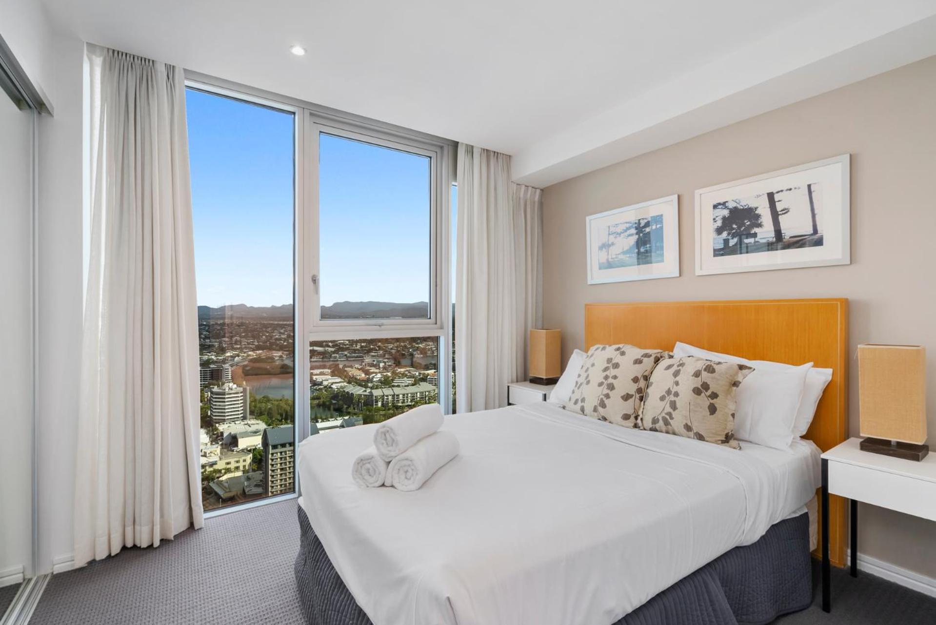 H Star Residences-- Paradise Stayz Gold Coast Exterior photo