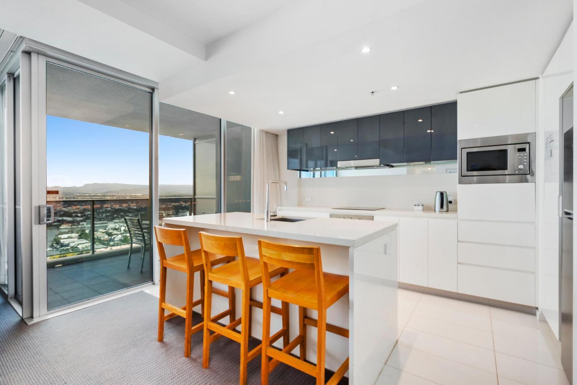 H Star Residences-- Paradise Stayz Gold Coast Exterior photo