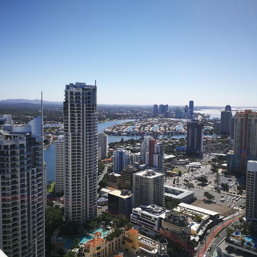 H Star Residences-- Paradise Stayz Gold Coast Exterior photo